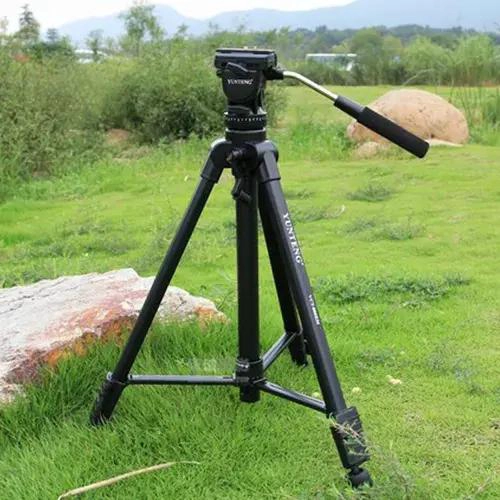 TRIPODE UNIVERSAL AJUSTABLE PARA FOTOGRAFIA Y VIDEO - 1