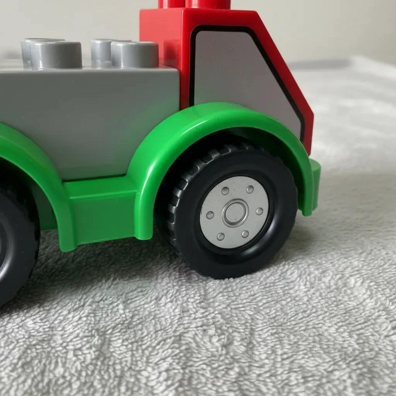 SET DE 3 AUTOS PARA ARMAR CON 24 PIEZAS CREATIVAS - 5