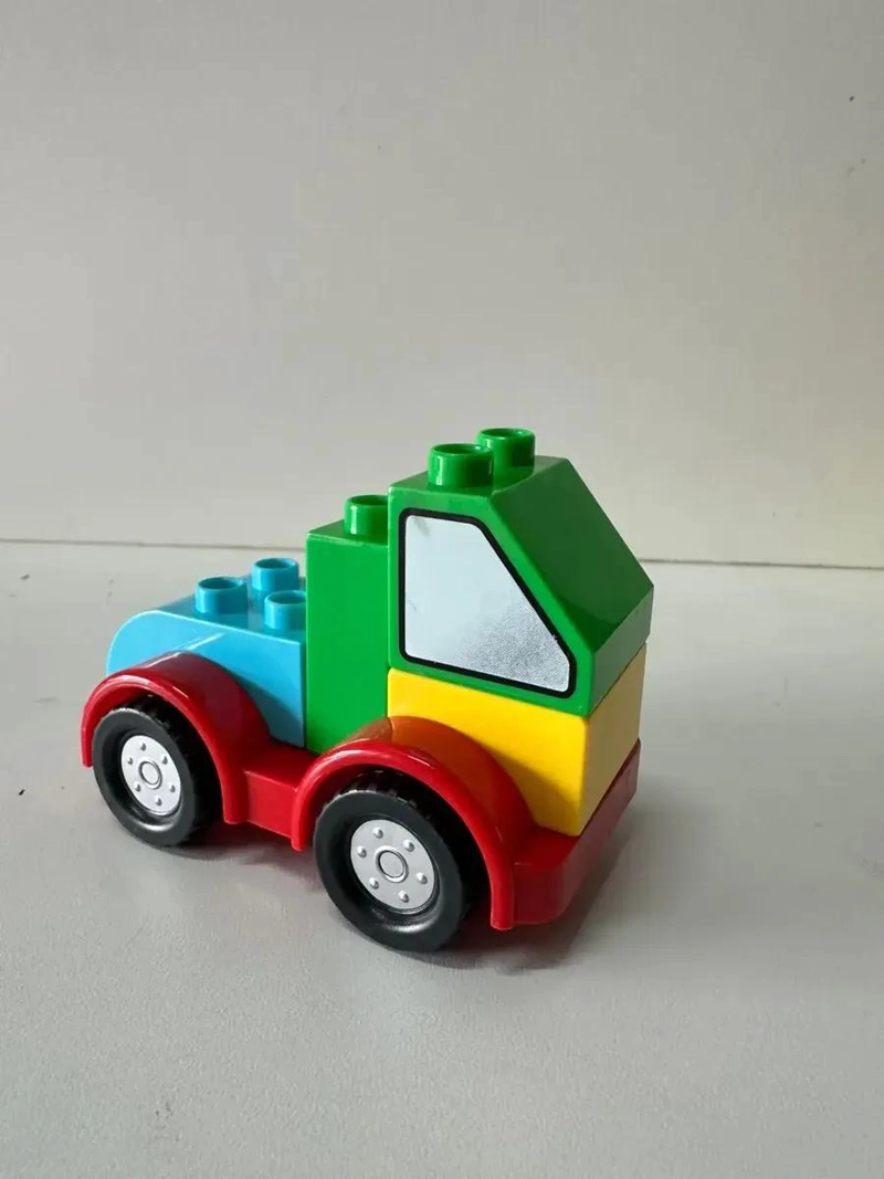 SET DE 3 AUTOS PARA ARMAR CON 24 PIEZAS CREATIVAS - 8
