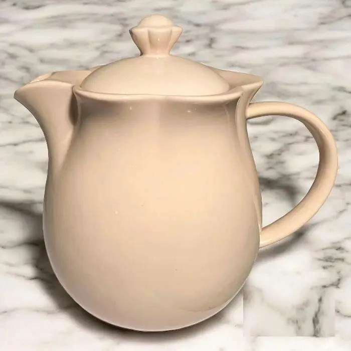 SET DE 2 TETERAS ROSADAS DE PORCELANA PARA TE  E INFUSIONES - 4