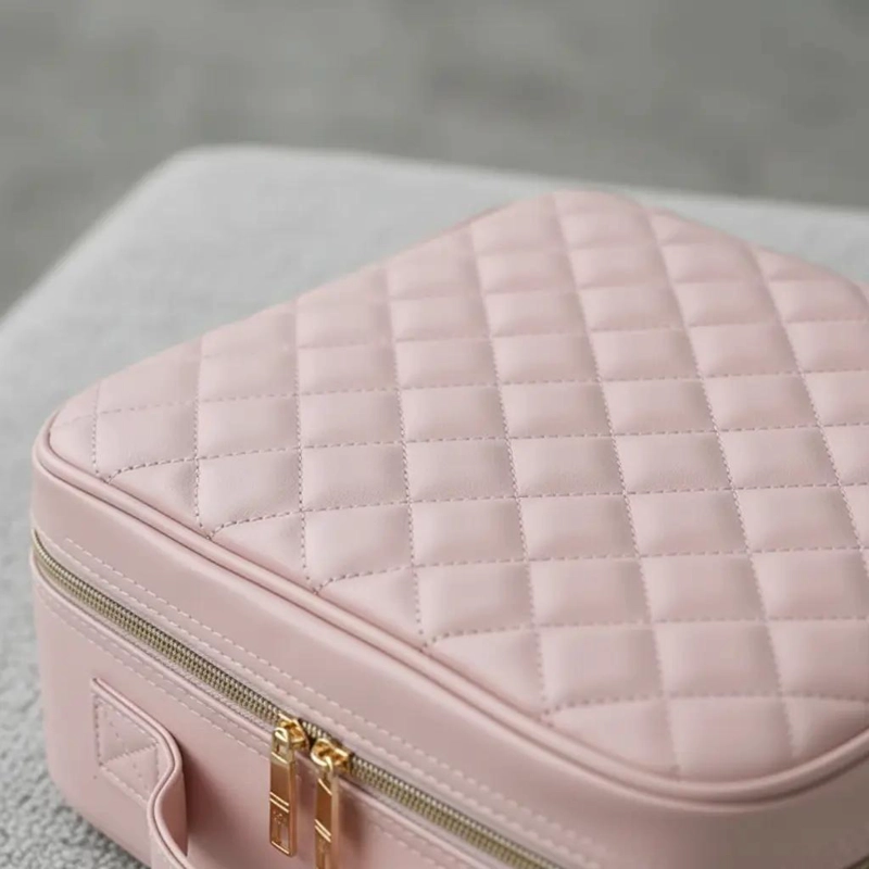ORGANIZADOR DE MAQUILLAJE CON ESPEJO LED Y DISEÑO ELEGANTE - 10