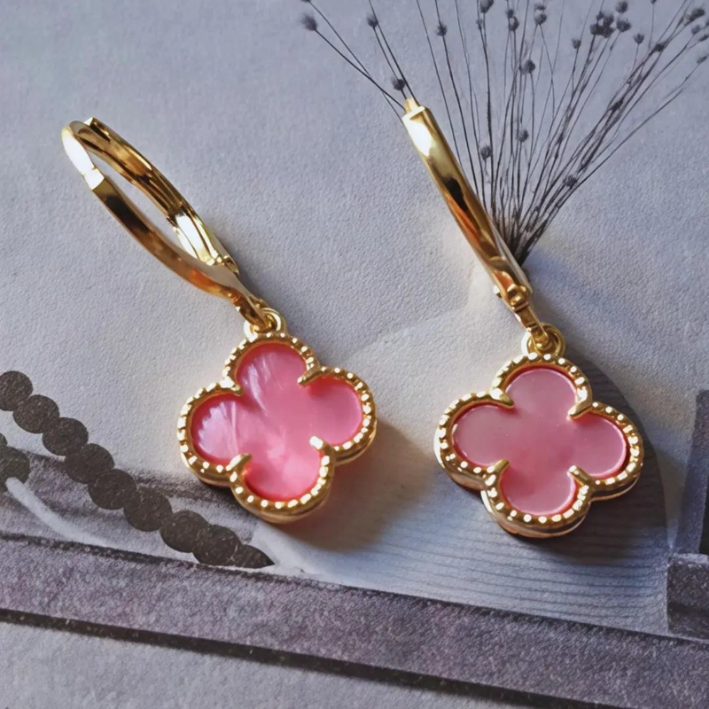 AROS ENCHAPADOS EN ORO CON DISEÑO DE FLOR ELEGANTE - 4