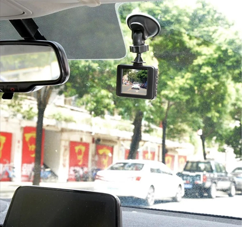 CAMARA DE SEGURIDAD PARA AUTOMOVIL FULL HD 1080P CON PANTALLA LCD - 7