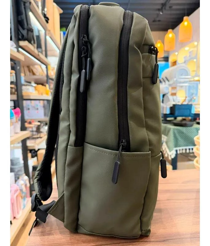 MOCHILA UNISEX IMPERMEABLE PARA LAPTOP CON USB - 7