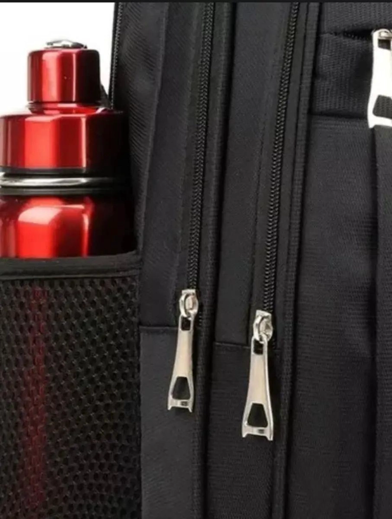MOCHILA IMPERMEABLE DE 45 LITROS PARA USO DIARIO Y ESCOLAR - 6