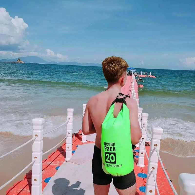 MOCHILA IMPERMEABLE DE 20 LITROS PARA ACTIVIDADES AL AIRE LIBRE - 8