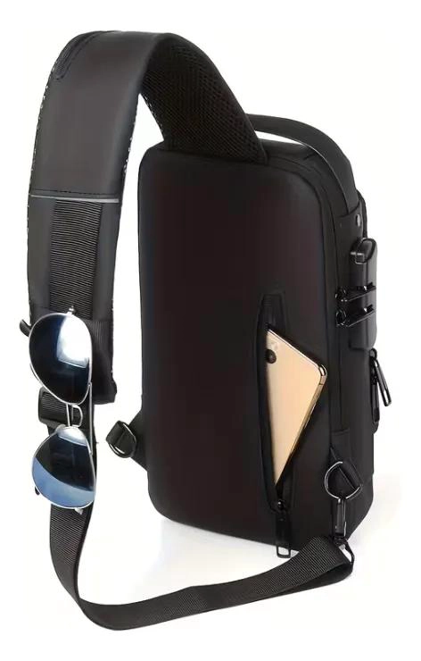 MOCHILA ANTIRROBO CON PUERTO DE CARGA USB Y DISEÑO REFLECTANTE - 4