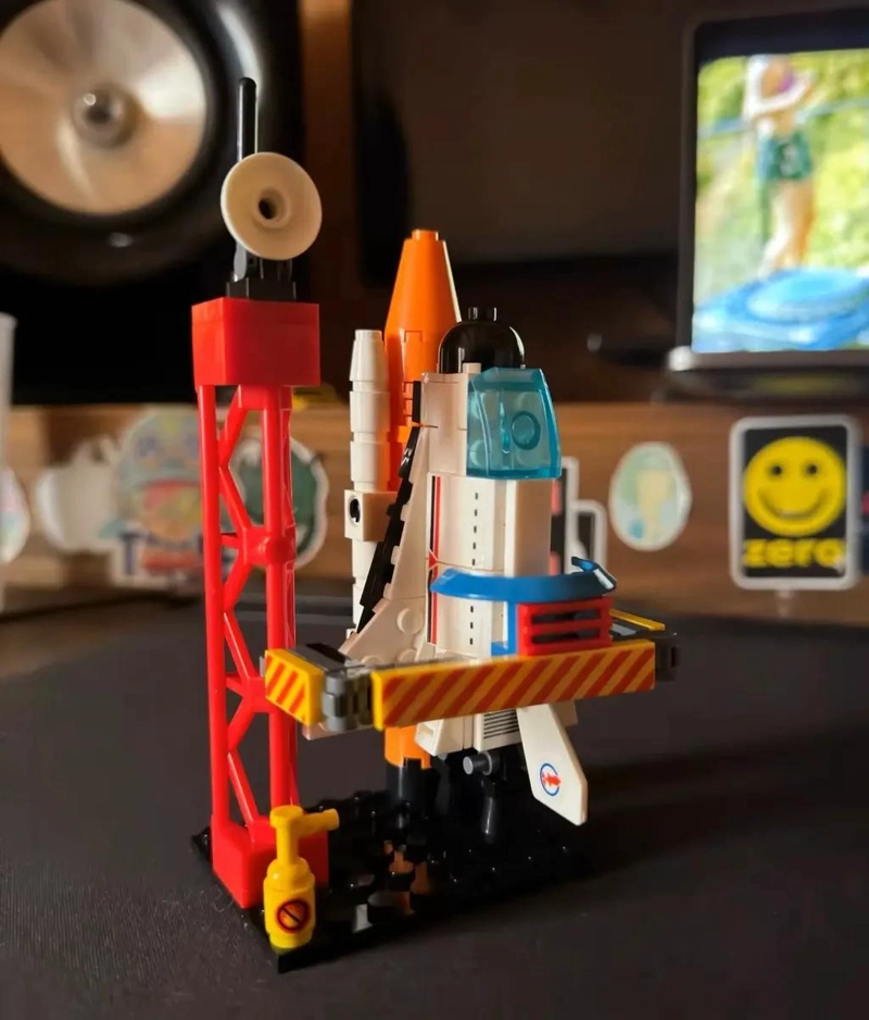 BLOQUES DE CONSTRUCCION NAVE ESPACIAL PARA NIÑOS CON 107 PIEZAS - 6