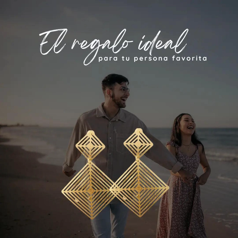AROS ENCHAPADOS EN ORO CON DISEÑO GEOME TRICO ELEGANTE - 2