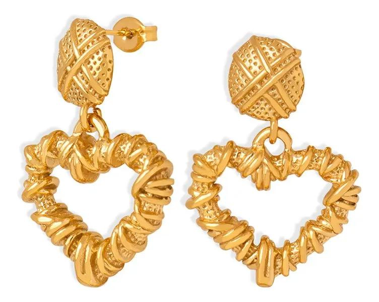 AROS LARGOS CORAZON ENREDADO BAÑADOS EN ORO 18K - 1