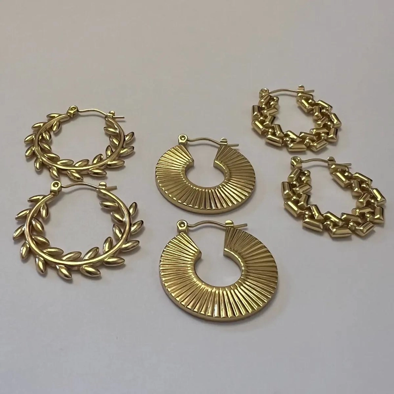 AROS DE DISEÑO ESPIGA EN ACERO CHAPADO ORO 18K HIPOALERGE NICO - 5