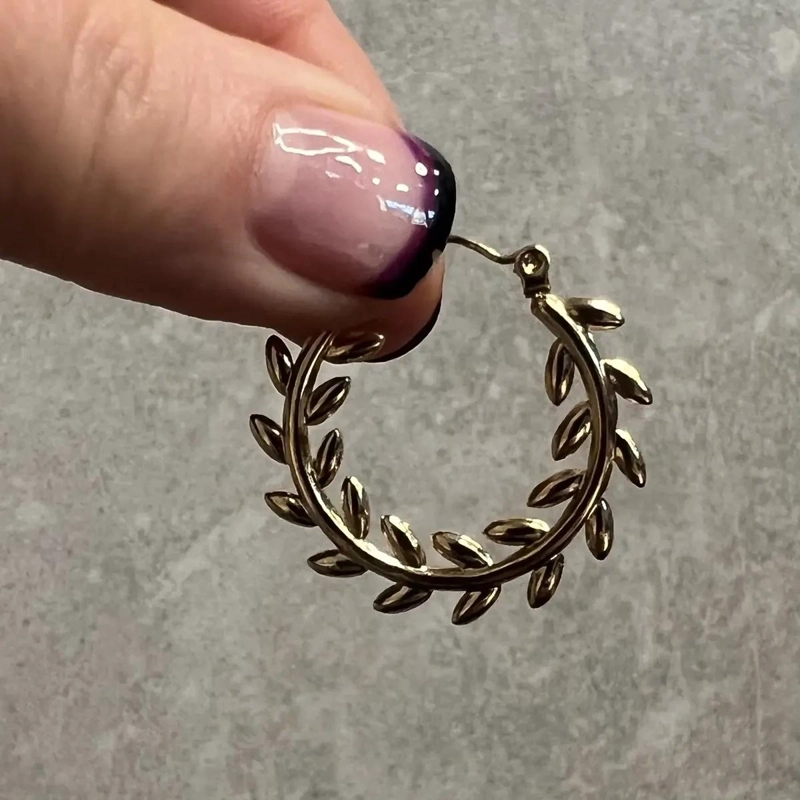 AROS DE DISEÑO ESPIGA EN ACERO CHAPADO ORO 18K HIPOALERGE NICO - 6