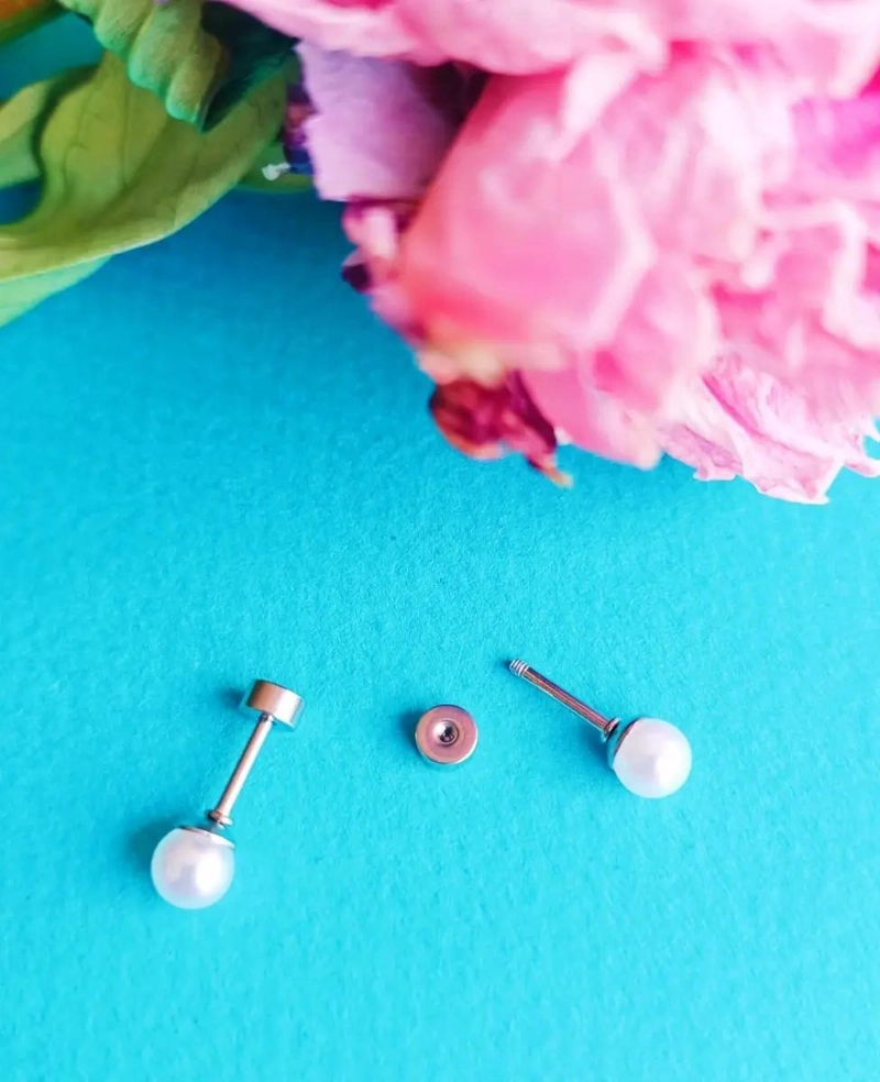AROS DE PERLAS 5MM PARA PIERCING HELIX HIPOALERGE NICOS - 5