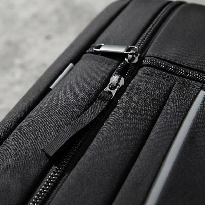 MOCHILA EJECUTIVA ANTIRROBO IMPERMEABLE CON BOLSO COMPLEMENTARIO - 6
