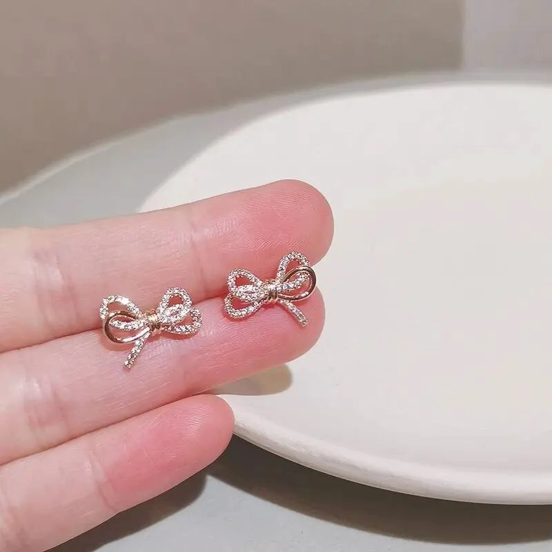 AROS LAZO ELEGANTES EN ORO ROSA 18KT CON CRISTALES BRILLANTES - 5