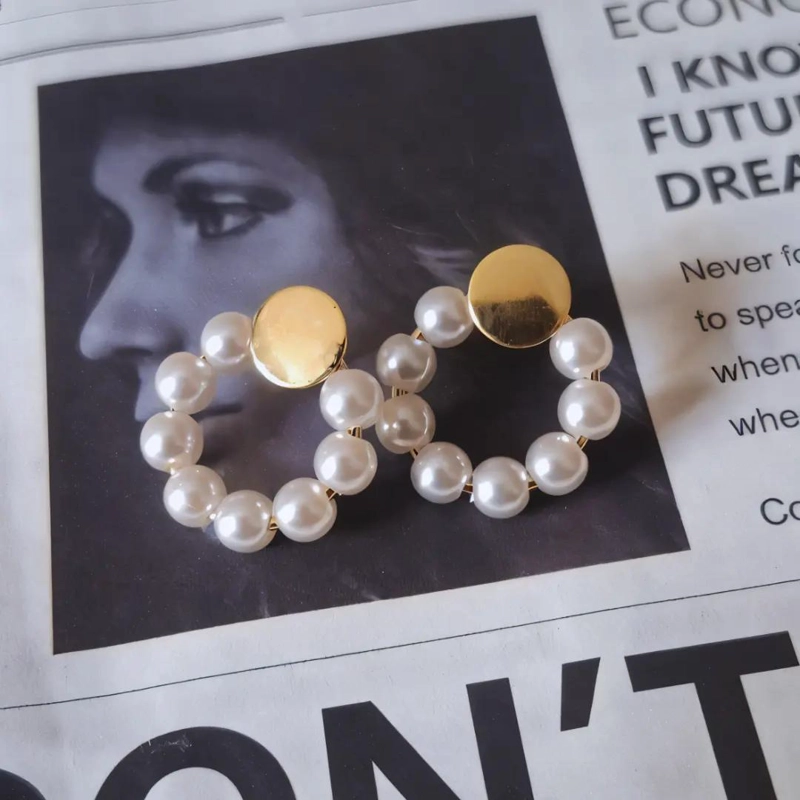 AROS ENCHAPADOS EN ORO CON PERLAS DE IMITACION ELEGANTES - 8