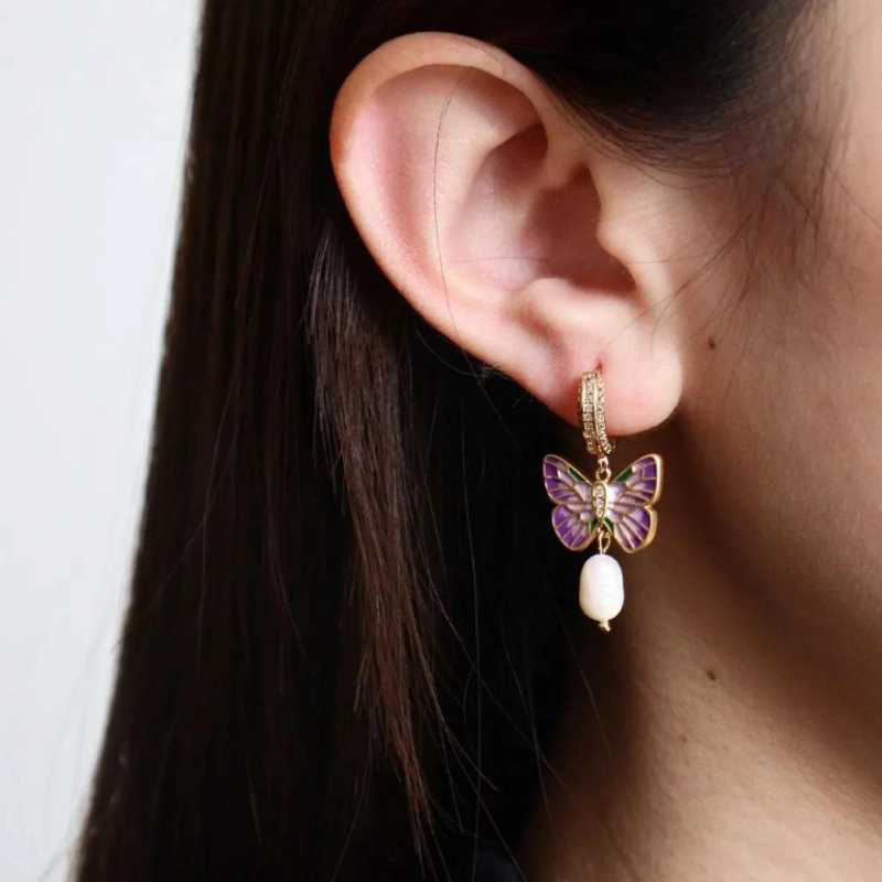 AROS DE ARGOLLA BAÑADOS EN ORO CON DISEÑO ELEGANTE - 4