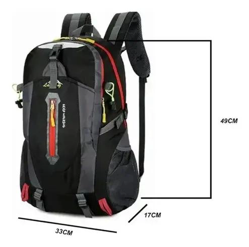 MOCHILA IMPERMEABLE 35 LITROS PARA TREKKING Y CAMPING - 3