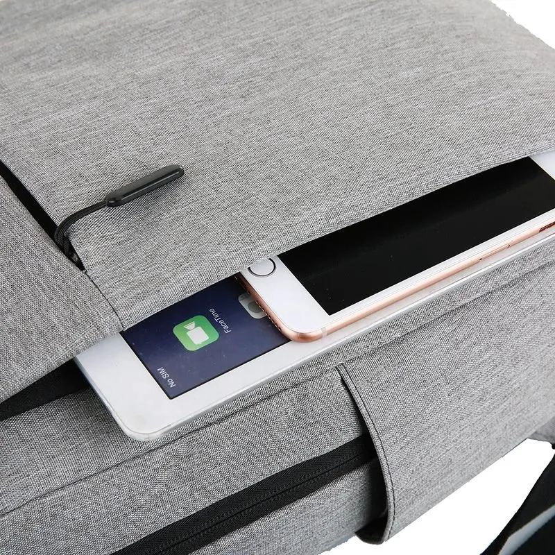 MOCHILA IMPERMEABLE PARA LAPTOP CON PUERTO USB Y 32 LITROS - 8