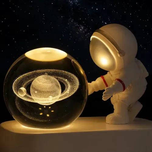 LAMPARA ASTRONAUTA GALAXIA LUZ LED DECORATIVA PARA HABITACIONES - 1