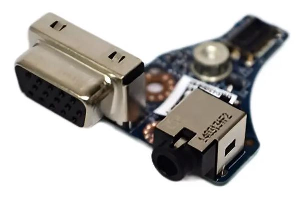 PUERTO VGA Y AUDIO PARA LAPTOP DELL LATITUDE E6330 E6430S - 1