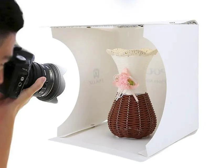 ESTUDIO FOTOGRAFICO PORTATIL CON LUZ LED Y FONDOS INTERCAMBIABLES - 2