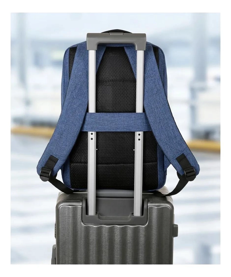 MOCHILA IMPERMEABLE MULTIFUNCIONAL CON PUERTO USB - 6