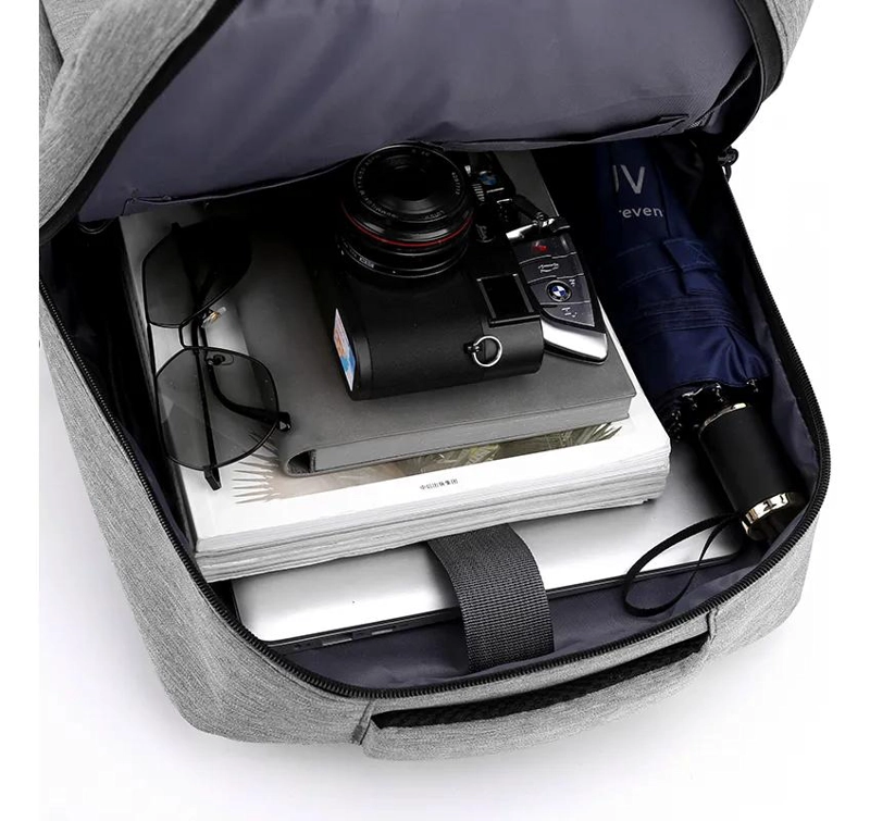 MOCHILA URBANA IMPERMEABLE COMPACTA CON CARGADOR USB - 6