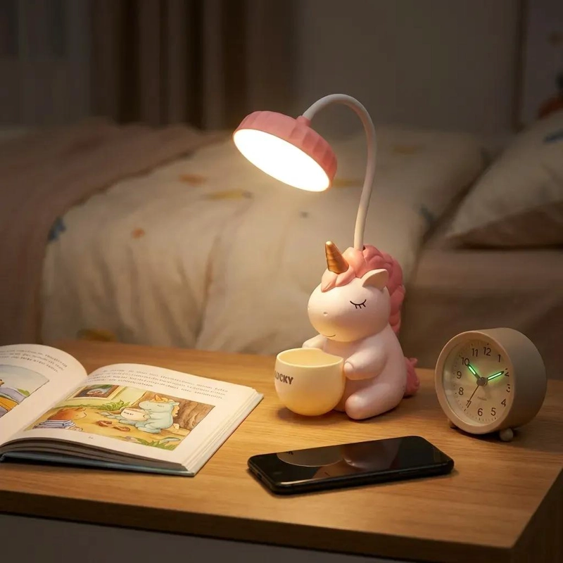 LAMPARA DE ESCRITORIO INFANTIL UNICORNIO ROSA CON SACAPUNTAS - 4