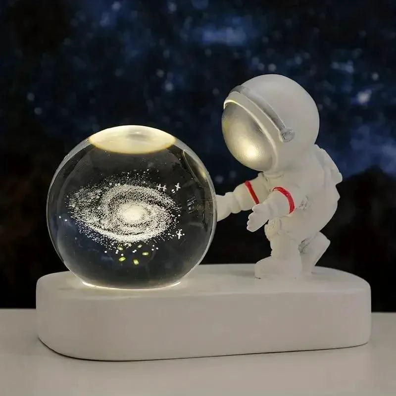 LAMPARA DE MESA ASTRONAUTA CON ESFERA DE VIDRIO ELEGANTE - 3