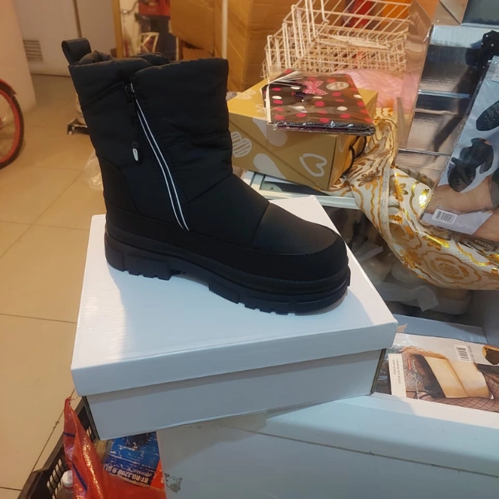 BOTAS MUJER IMPERMEABLES CON CHIPORRO NEGRO PLATAFORMA - 1