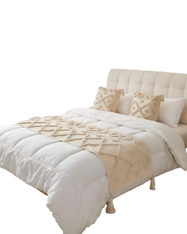 JUEGO DE PIECERA DE CAMA MAS 2 COJIN CON FUNDAS MODELO BOHO - 2