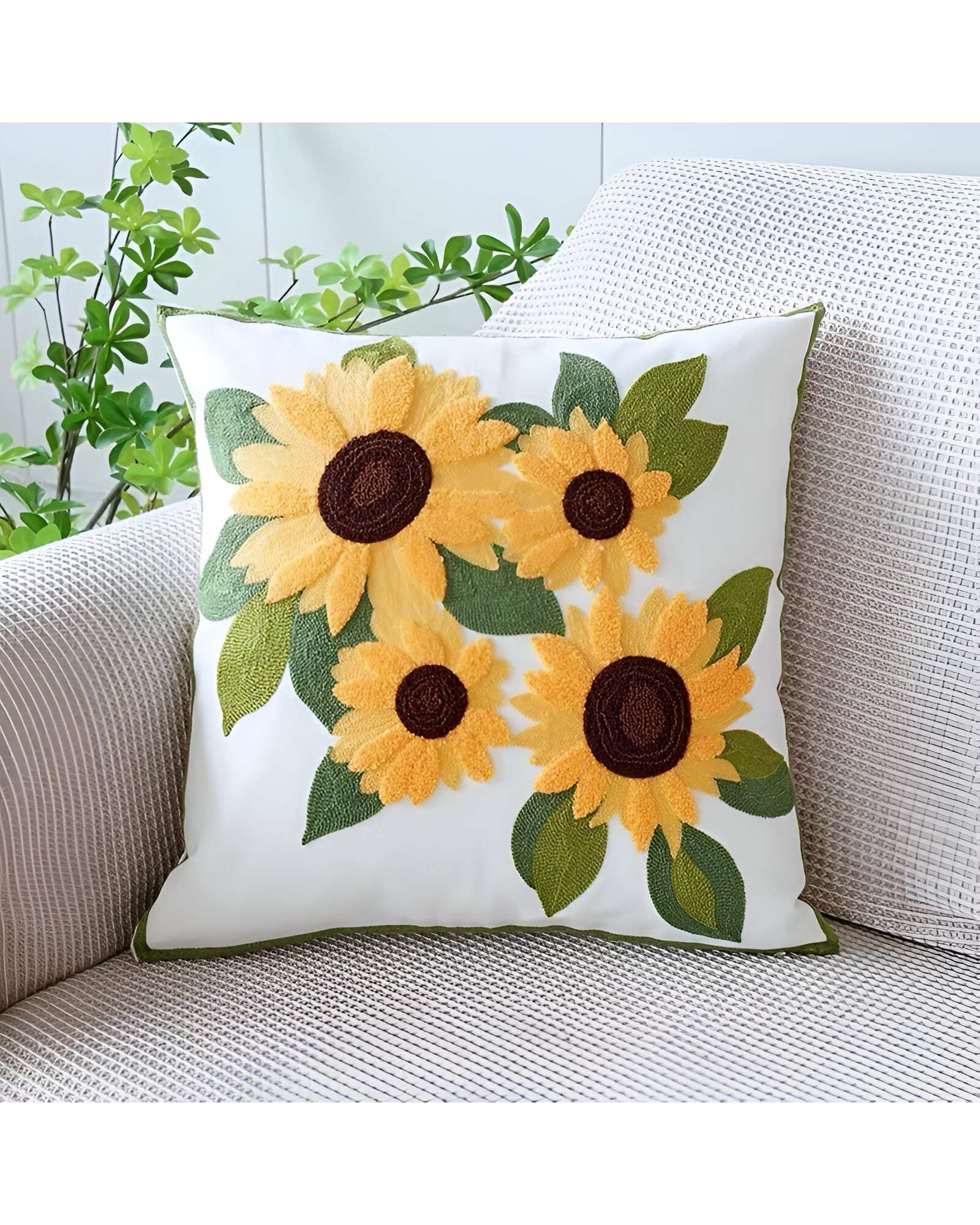 SET DE 4 FUNDAS BORDADAS 45X45 C27 - 3