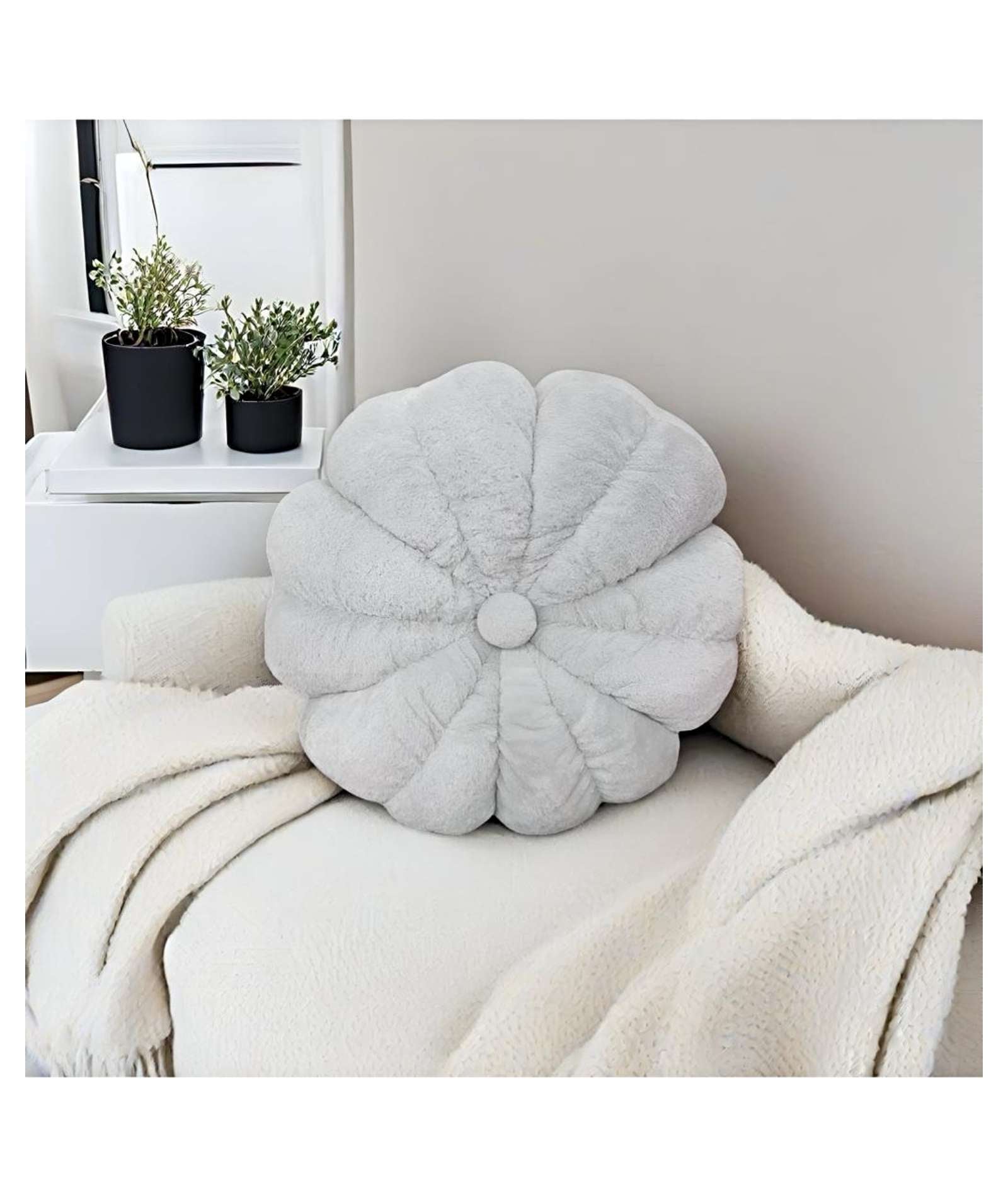 COJIN DISEÑO FLOR GRIS 50 CM - 3