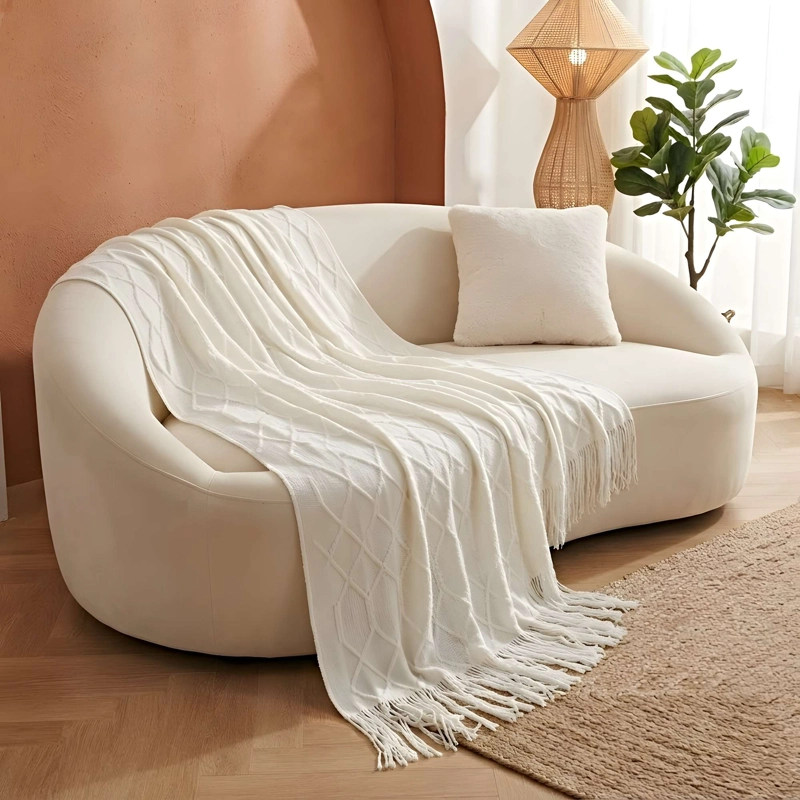 MANTA DECORATIVA CON DISEÑO TRENZADO 127X172 CM M04 - 2
