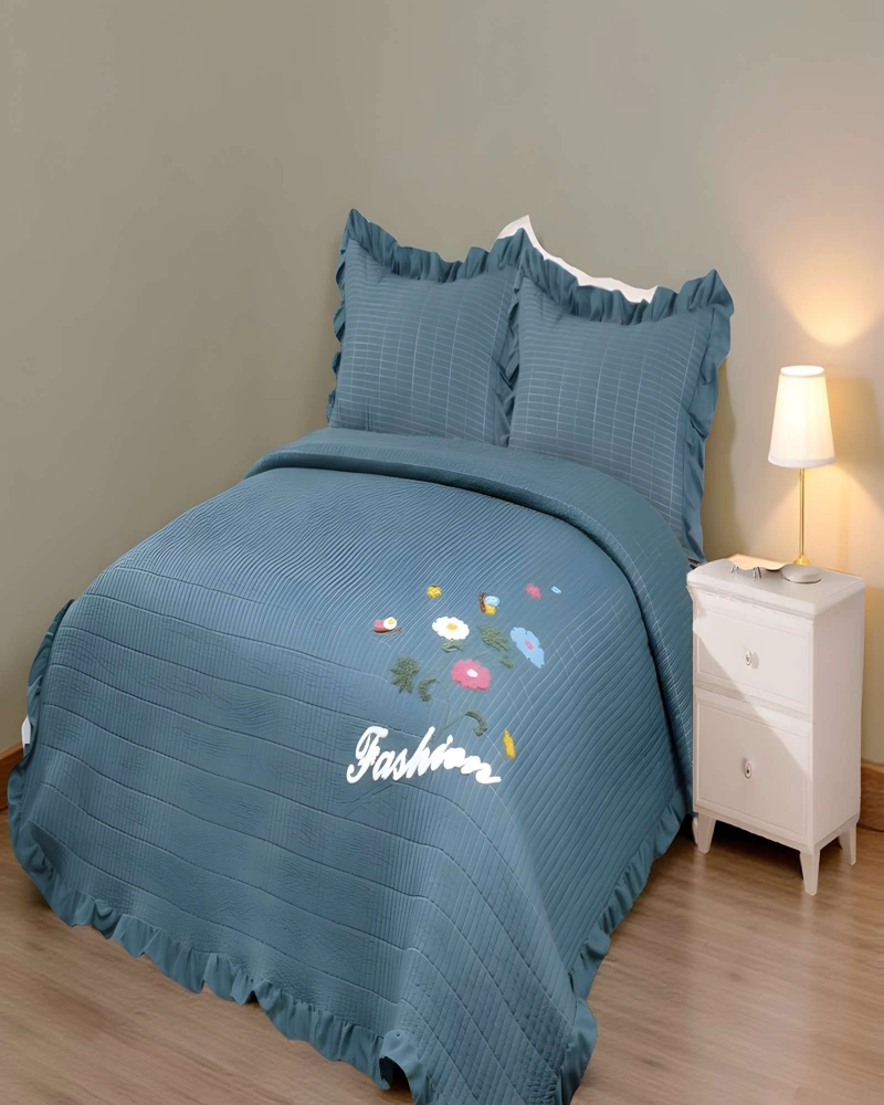 QUILT CUBRECAMA DE VERANO CON FLORES BORDADAS 2 PLAZAS GRIS O - 3