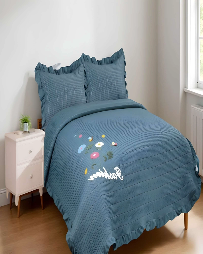QUILT CUBRECAMA DE VERANO CON FLORES BORDADAS 2 PLAZAS GRIS O - 4