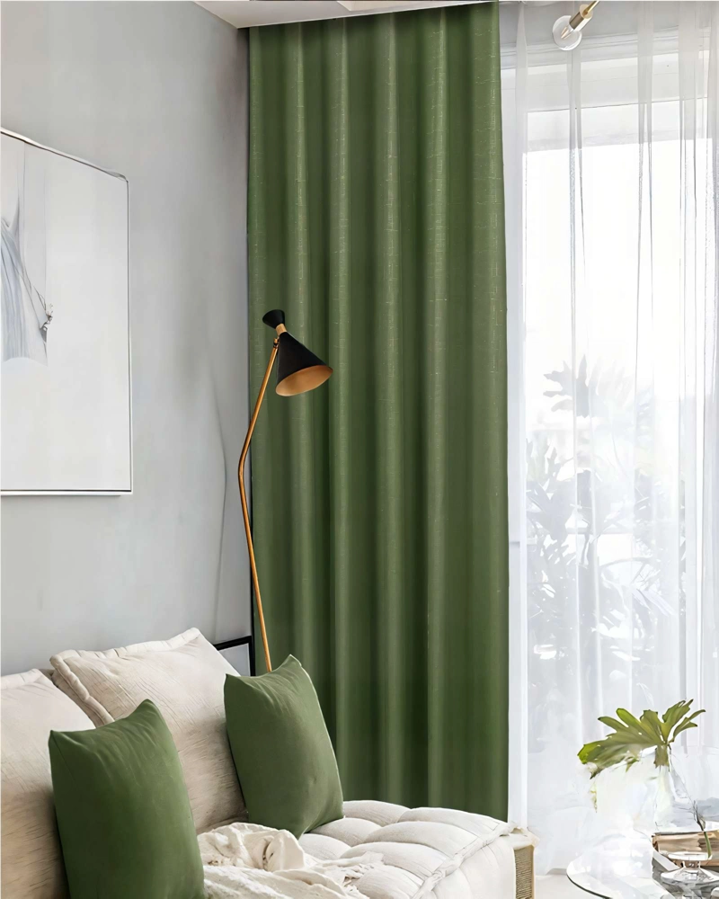 CORTINA ENGOMADA BLACKOUT 2 PAÑOS COLOR VERDE OLIVO - 3