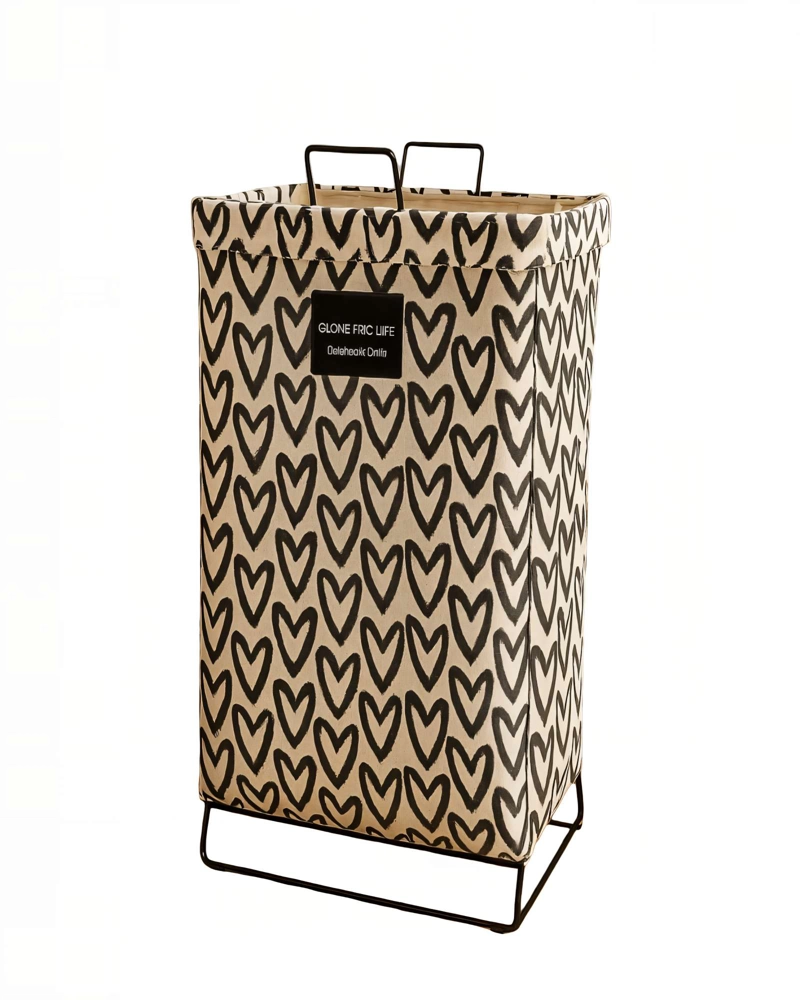CESTA DE ROPA 36CMX59CM CON DISEÑO DE CORAZONES - 2