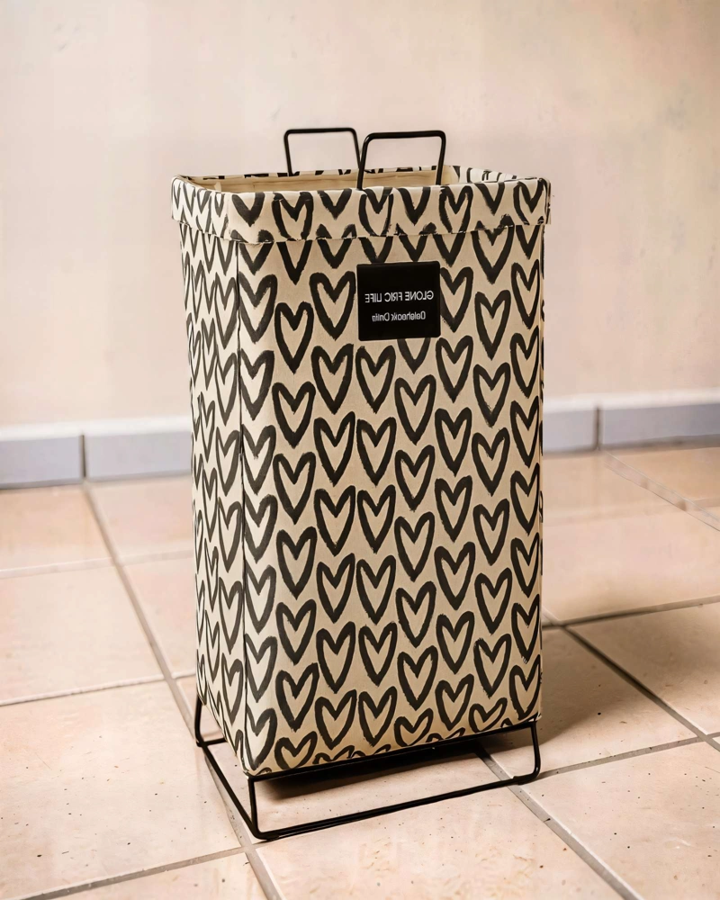 CESTA DE ROPA 36CMX59CM CON DISEÑO DE CORAZONES - 4