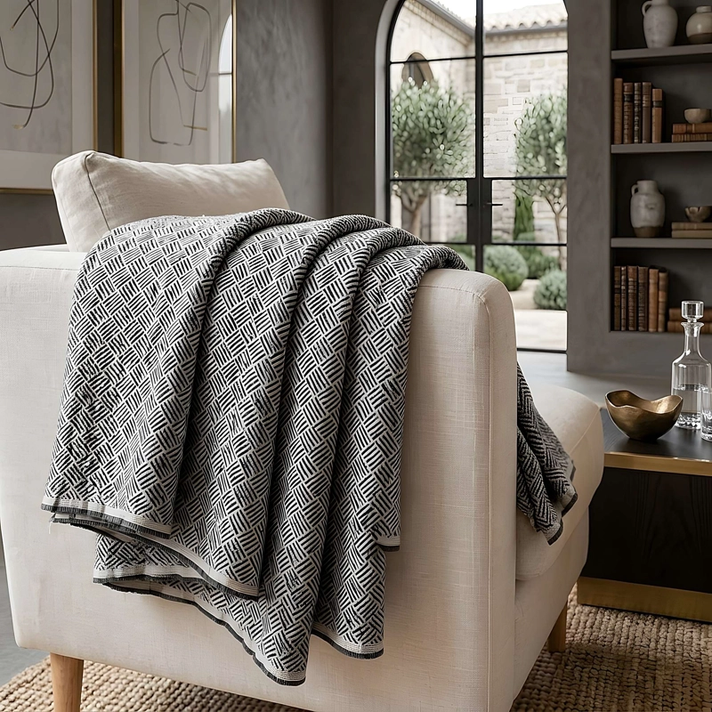 MANTA DECORATIVA TEJIDA DISEÑO GEOMETRICO 180X140 CM M01 - 2