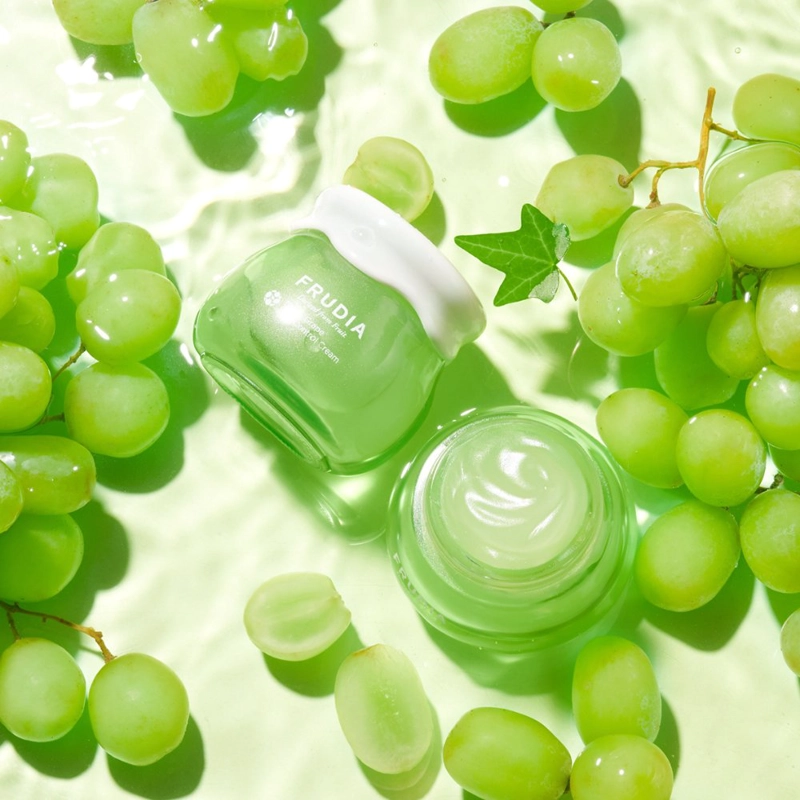 CREMA TRATAMIENTO POROS UVA VERDE FRUDIA COSMETICA COREANA - 4