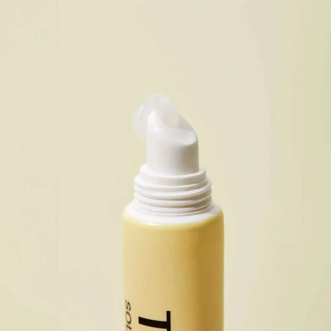 SOLID-IN CERAMIDE LIP ESSENCE - 3