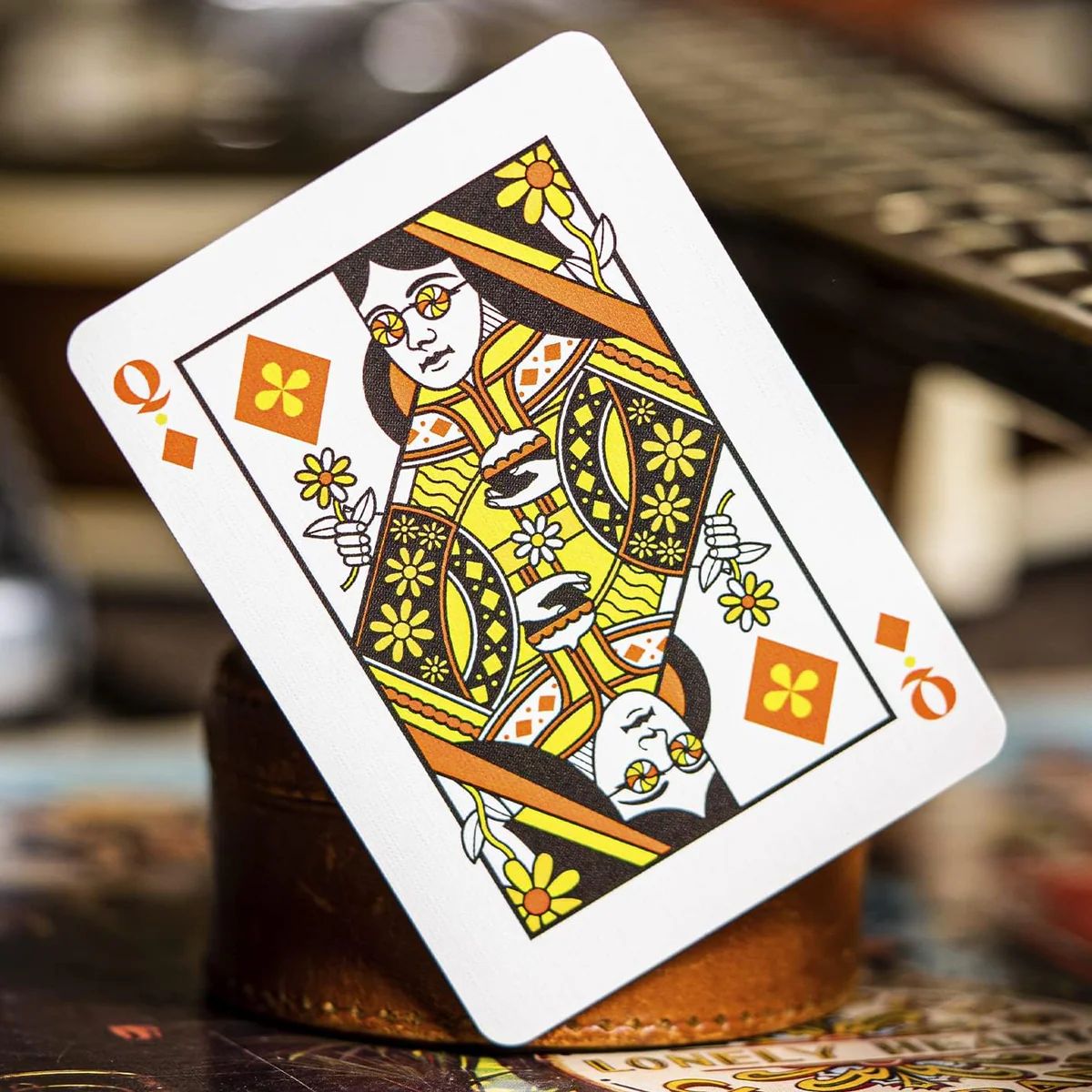 THEORY11 THE BEATLES - BARAJA DE CARTAS PREMIUM (GREEN DECK) - VERSION SGT. PEPPER - 9