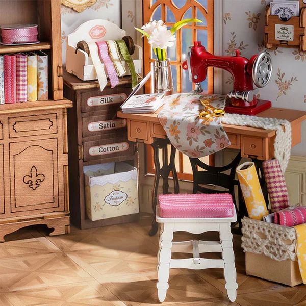 MINIATURA TALLER DE COSTURA VINTAGE - ELSA'S TAILORING DIY (ROLIFE DG178) - 4