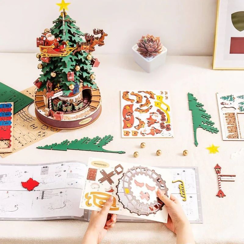 ARBOL DE NAVIDAD MUSICAL 3D - MINIATURA ARMABLE CHRISTMAS MELODY TREE (ROLIFE) - 4