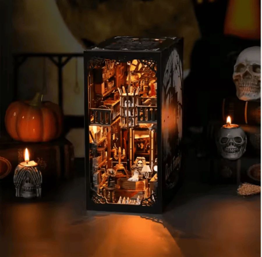 SEPARADOR DE LIBROS - DARK FAMILY - BOOKNOOK - 4