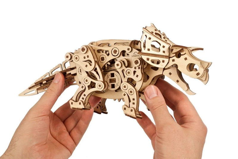 TRICERATOPS 3D - MODELO MECANICO DE MADERA PARA ARMAR – UGEARS DINOSAURS COLLECTION - 2