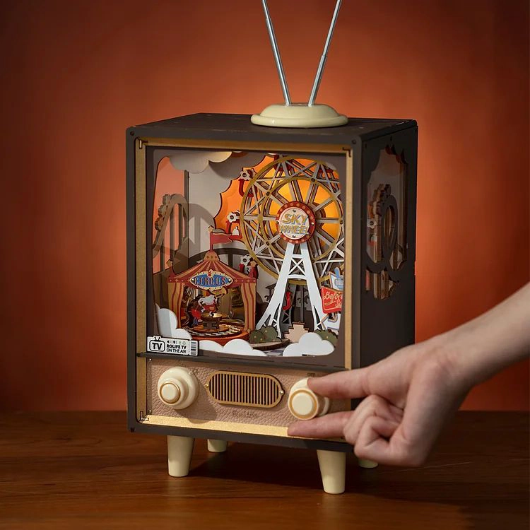 MINIATURA MECANISMO RADIO TV VINTAGE MUSICAL SUNSET CARNIE - 4