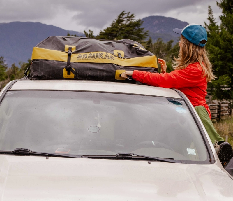 BOLSO DE TECHO PARA AUTO 470L ARAUKAN - 12